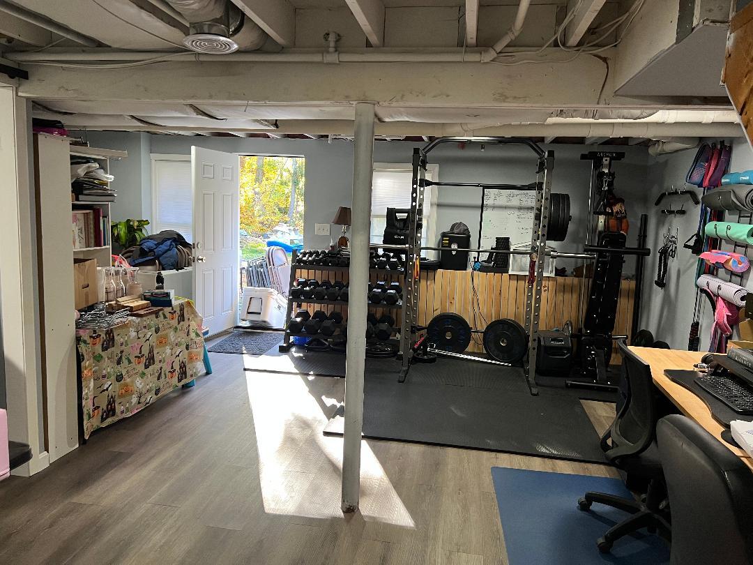 Building Photo - 35 Kingman Ave