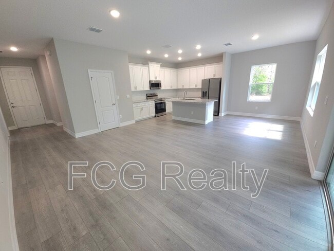 Building Photo - 11120 N Iron Dr