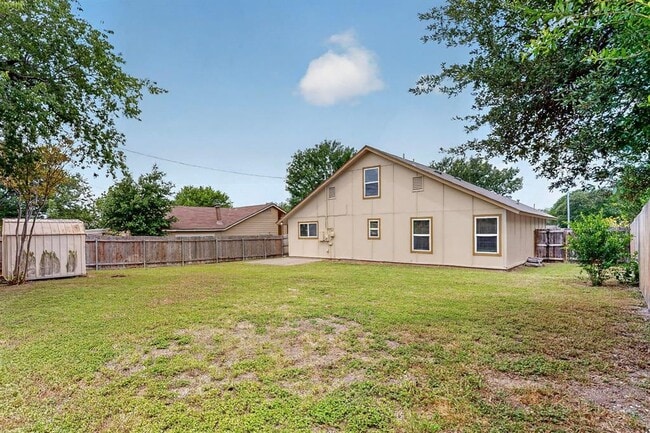 Building Photo - 12711 Rampart St