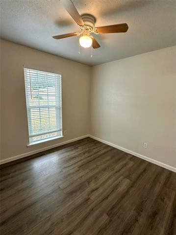 Building Photo - 6524 Blue Grass Dr