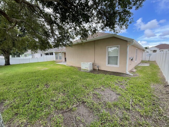 Building Photo - Grand Haven rental available