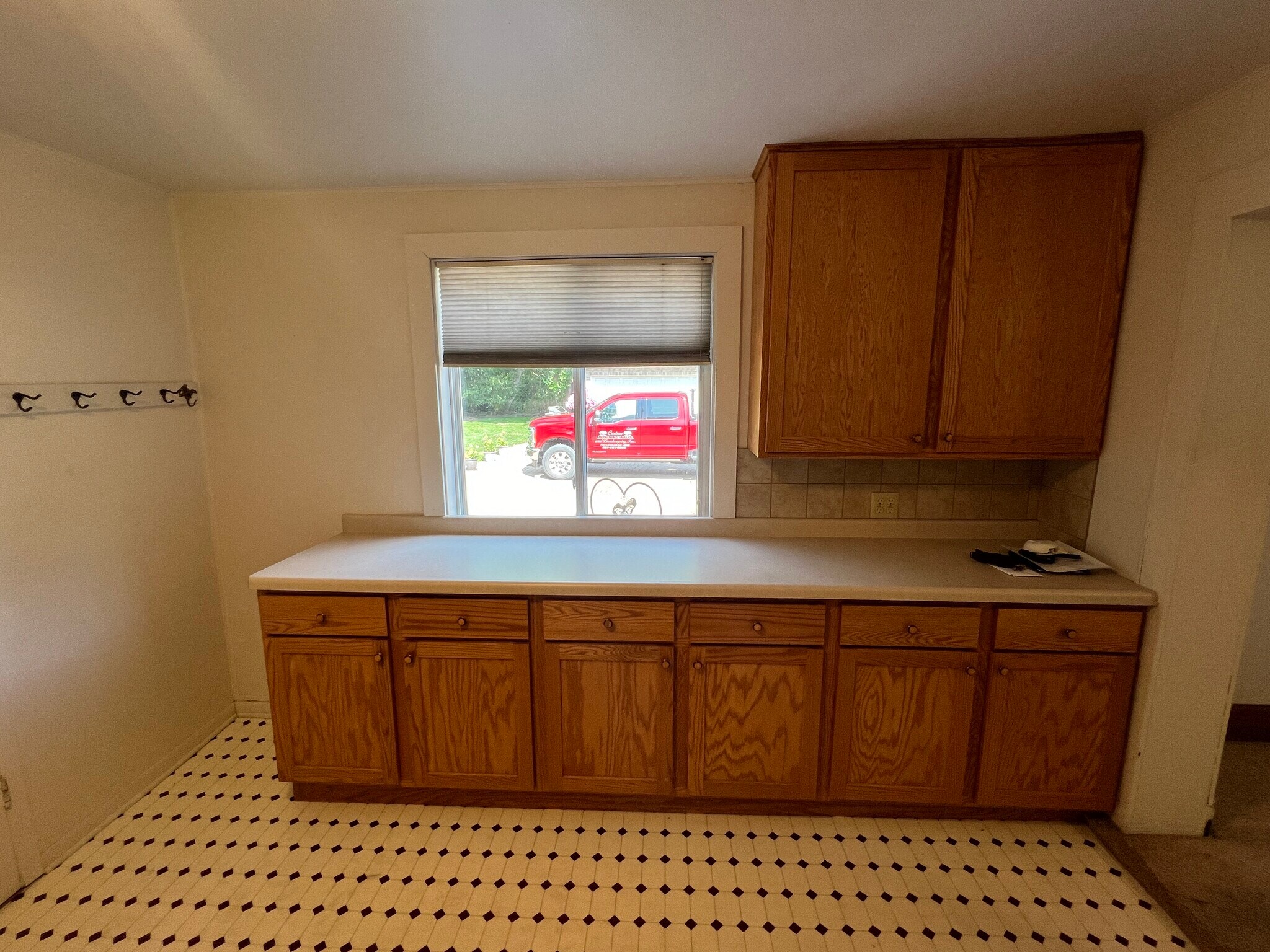 Building Photo - 6505 10th St SE