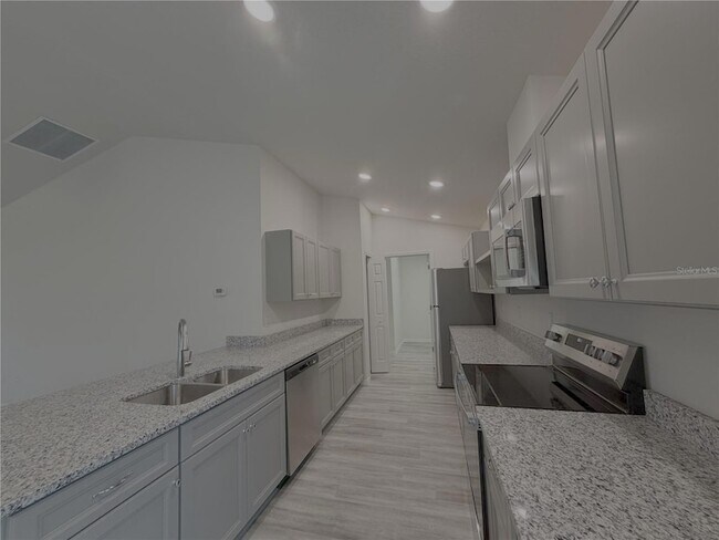 Building Photo - 678 Walkertown Dr