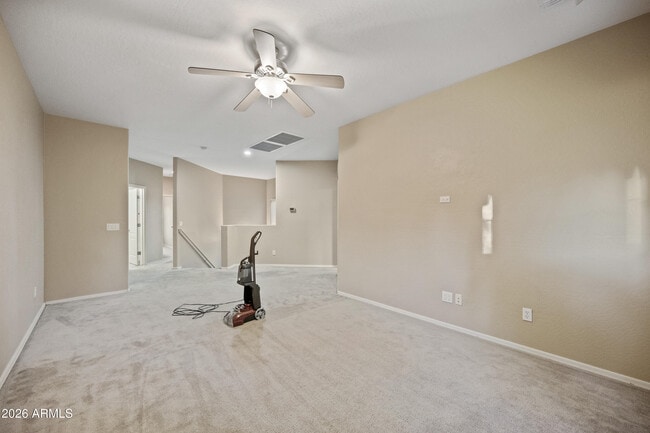 Building Photo - 2600 E Springfield Pl