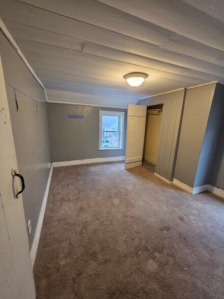 Building Photo - 21 Water St