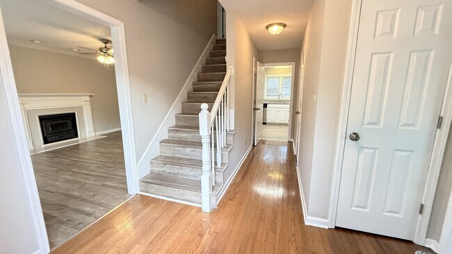 Building Photo - 12011 Bell Mountain Dr SW