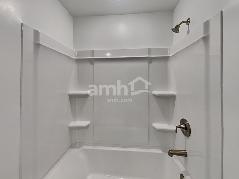 Building Photo - 4980 Bill Cheek Rd