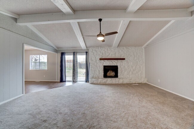 Building Photo - Charming Updated 3-Bedroom Home in South B...