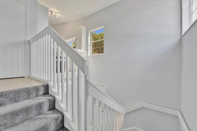 Building Photo - 7669 Springwater Pl