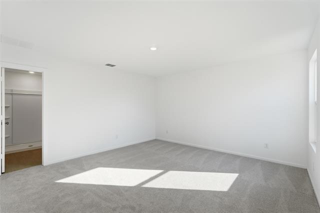 Building Photo - 3900 Pontchartrain Pkwy