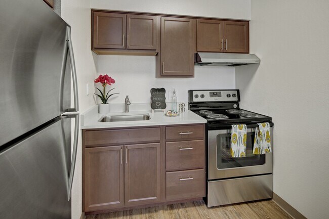 Building Photo - Century Plaza