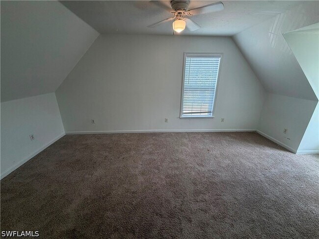 Building Photo - 250 Leawood Cir