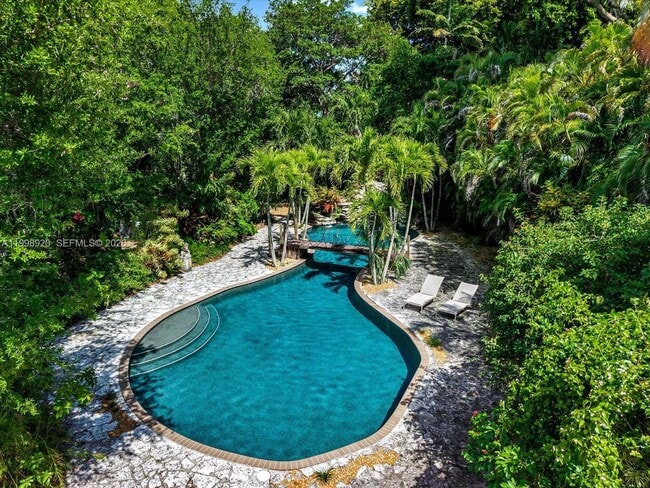 Building Photo - 186 Edgewater Dr