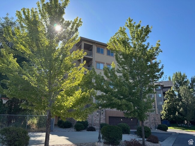 Building Photo - 1225 S 1225 E