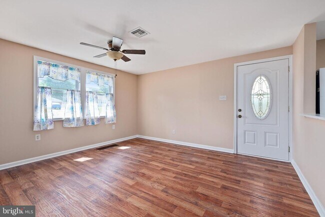 Building Photo - SFH Glen Burnie
