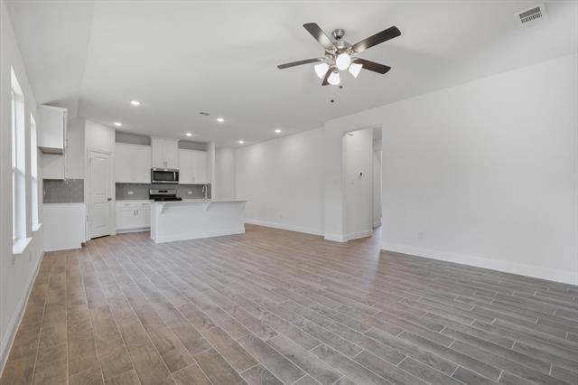 Building Photo - 517 Amenduni Ln