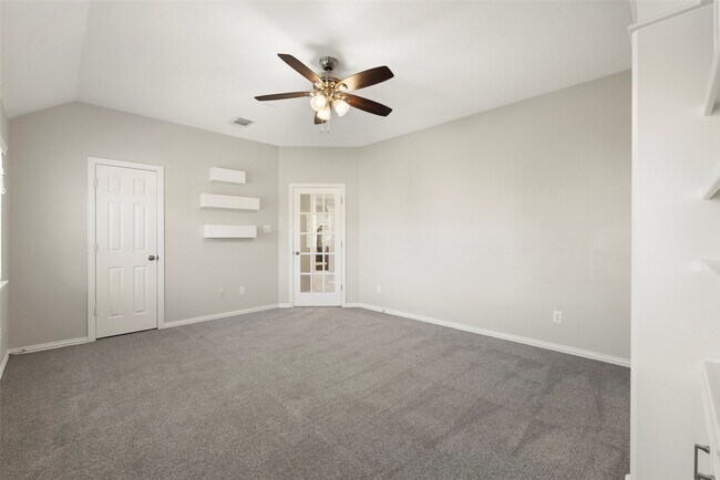Building Photo - 118 Cezanne Woods Dr