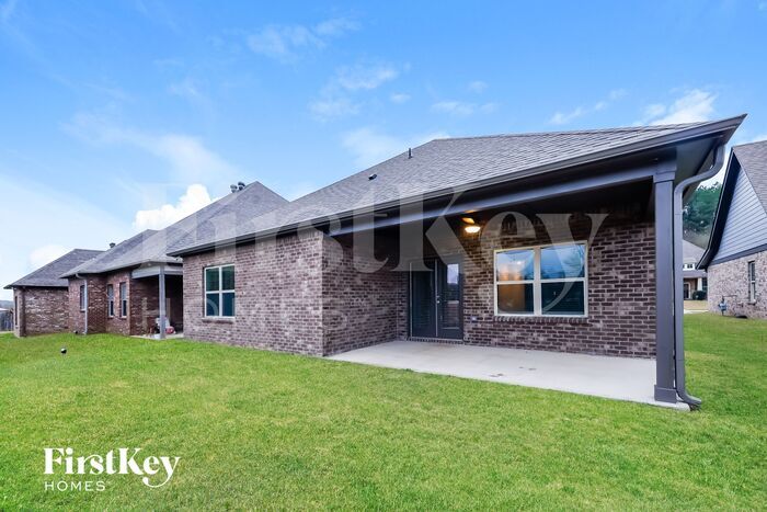 Building Photo - 3502 Burlington Dr