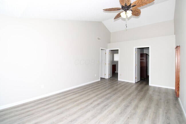 Building Photo - 2515 Pressman Dr