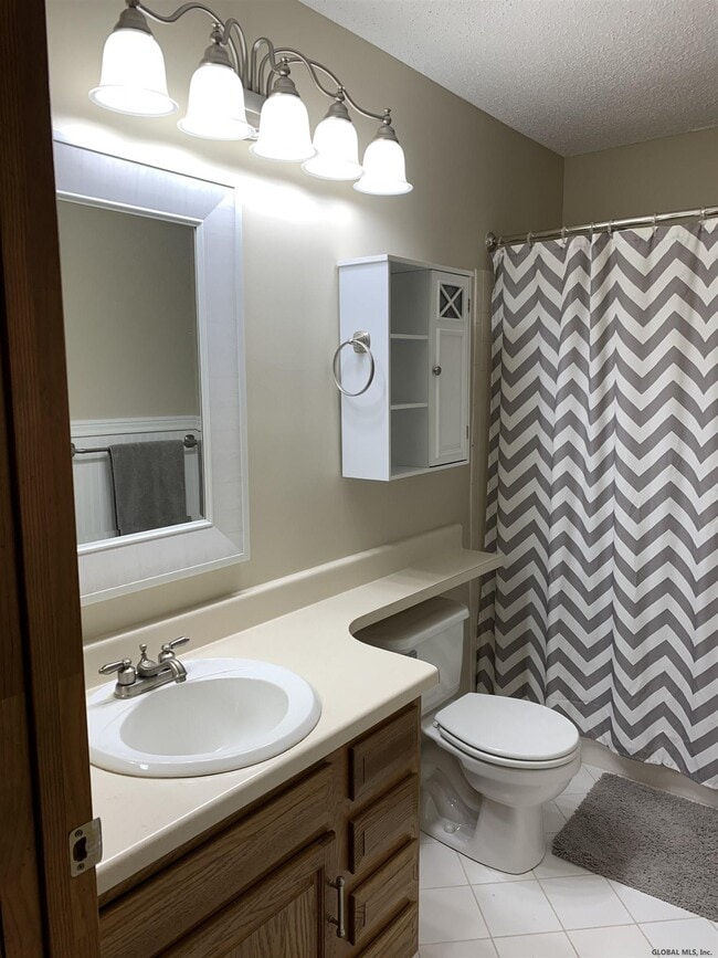 Building Photo - 5216 Forest Point Dr S