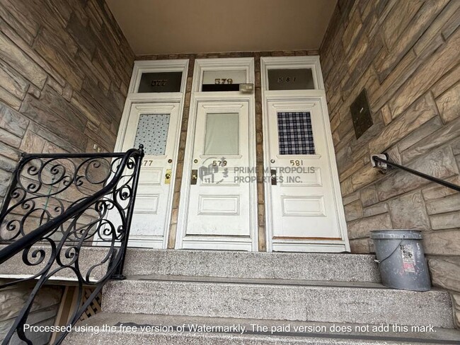 Building Photo - 4 bedroom in San Francisco CA 94110