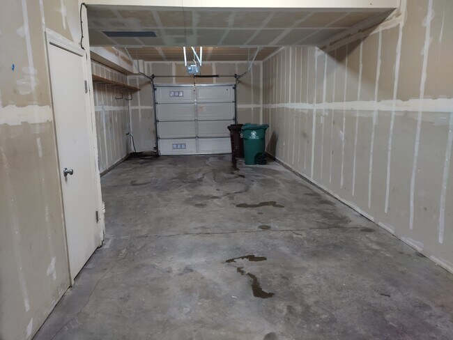 Building Photo - 464 Marina Way