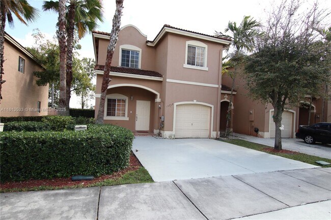 Building Photo - 14758 SW 9th Ln