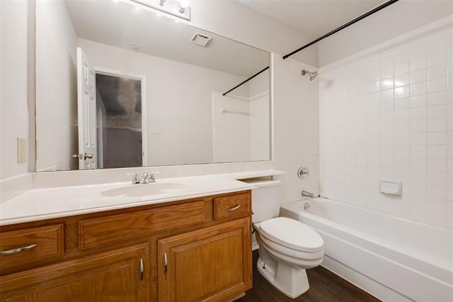 Building Photo - 1632 Tuley St