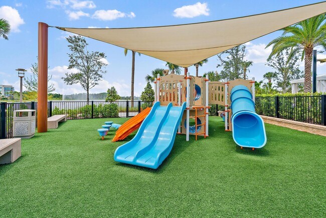 Building Photo - 12514 Gross Pointe Dr