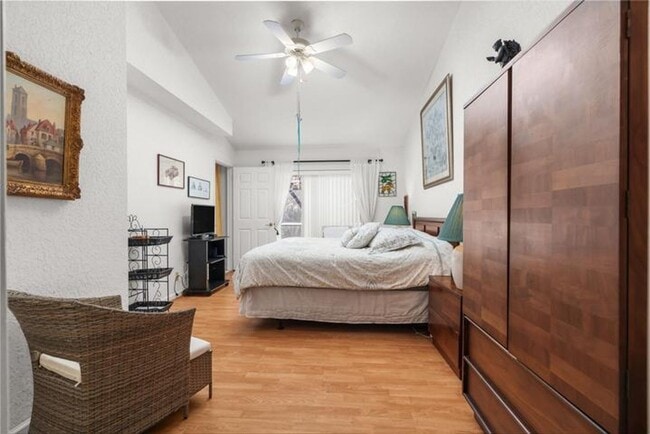 Building Photo - 5260 Grande Palm Cir