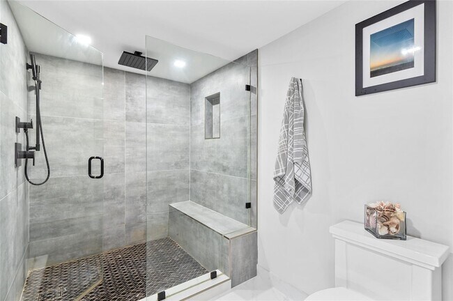 Building Photo - 3900 Galt Ocean Dr