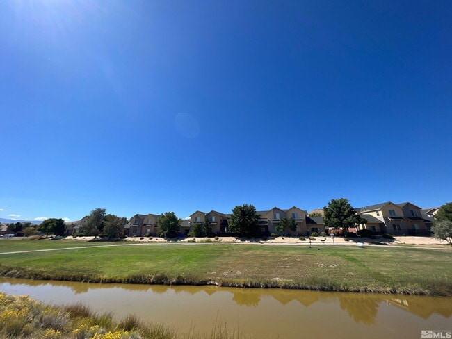 Building Photo - 5555 Sawgrass Ln