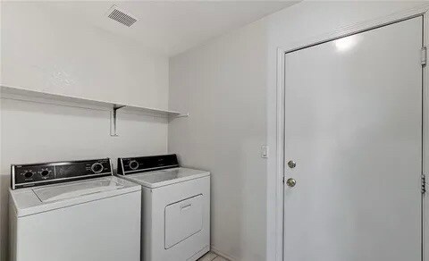 Building Photo - 5917 Briar Rose Ln