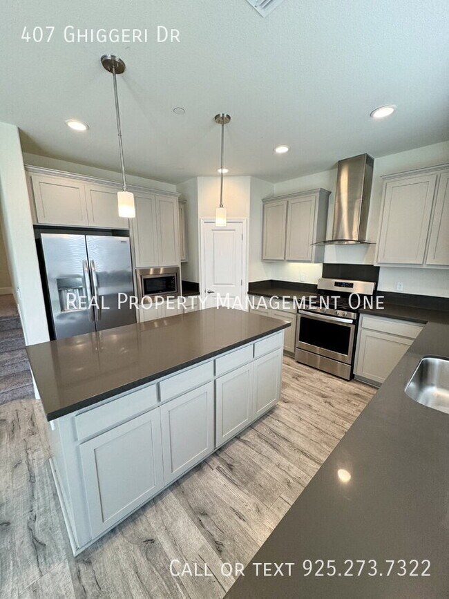 Building Photo - 407 Ghiggeri Dr