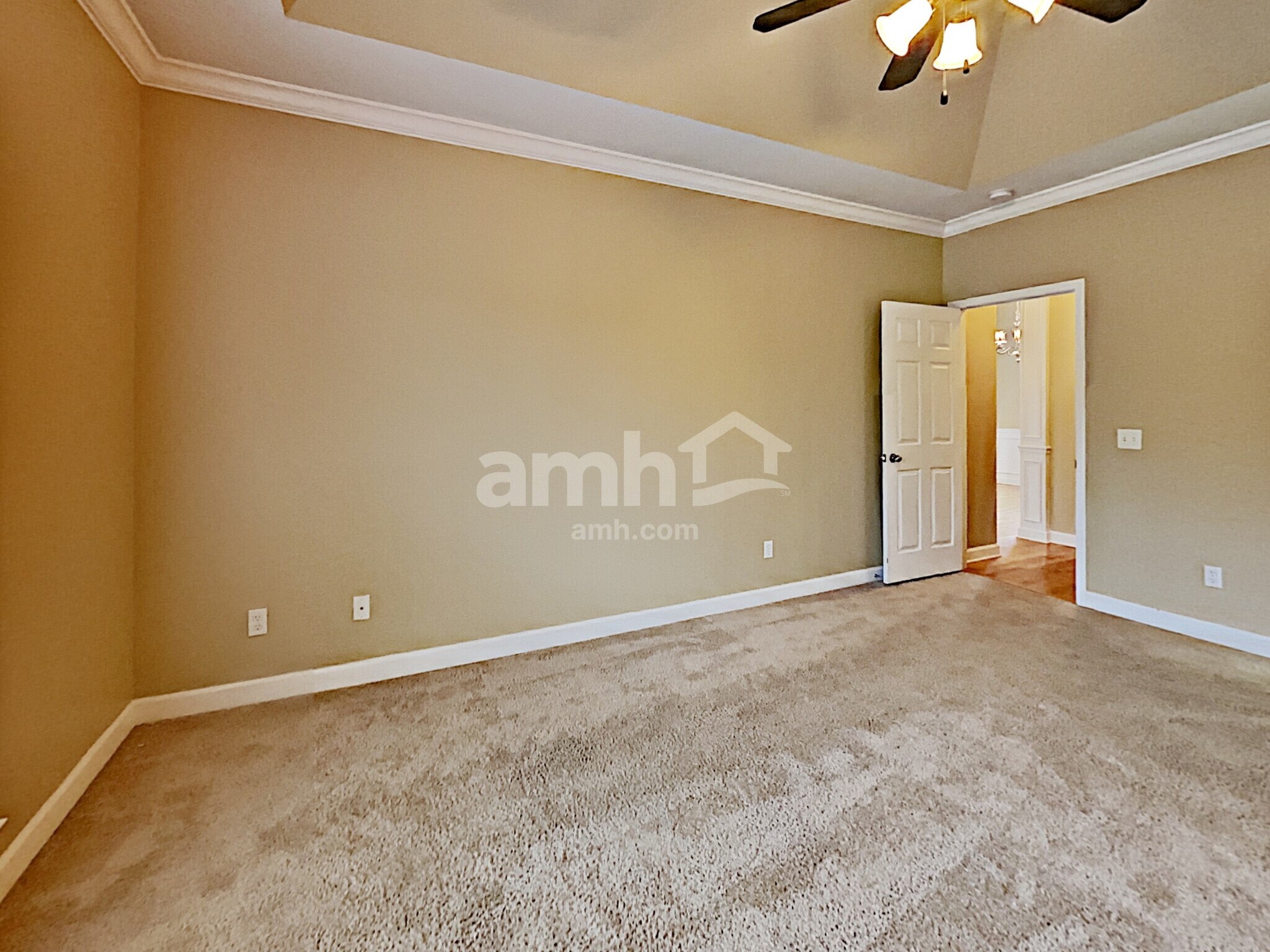 Building Photo - 165 Bland Dr