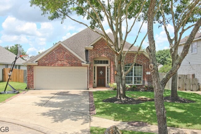 Primary Photo - 511 Plantain Ln
