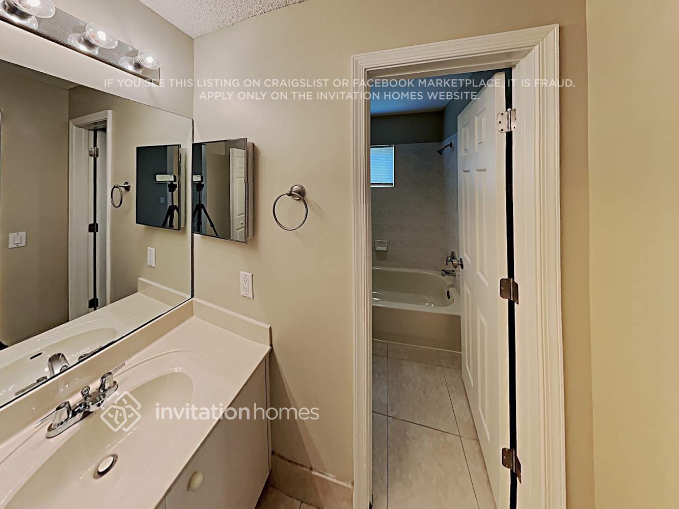 Building Photo - 1532 Salerno Cir