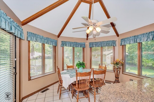 Building Photo - 15707 S Rte 59