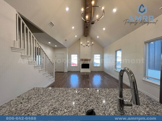Building Photo - Easy Living with AMRR: Beautiful 4-Bedroom Home Near HEB