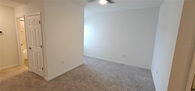 Building Photo - 4012 Via Sienna Cir