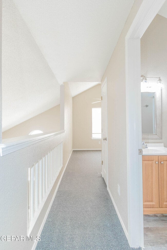 Building Photo - 12029 Crown Woods Ct