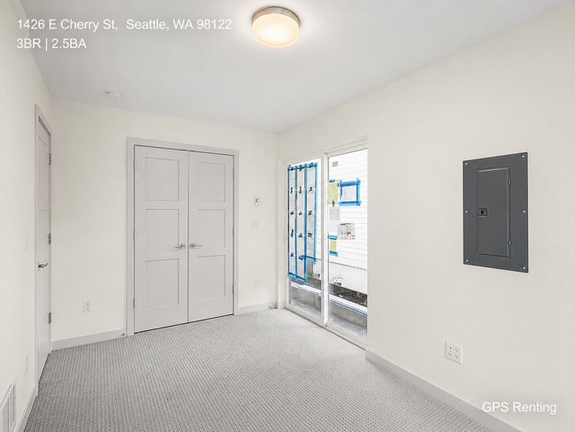 Building Photo - 1426 E Cherry St
