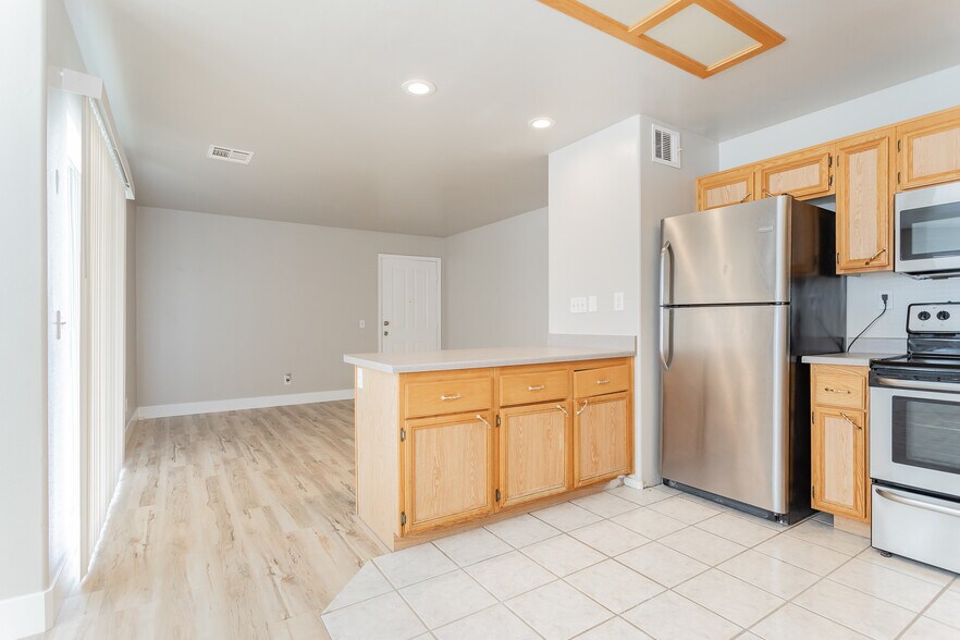 Building Photo - 1888 Big Horn St