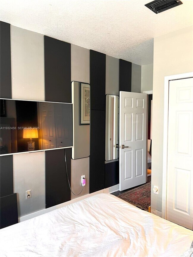 Building Photo - 4849 NW 108th Path