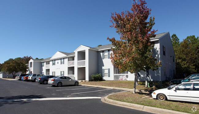 Summer Trace - Gulf Shores, AL | Apartment Finder