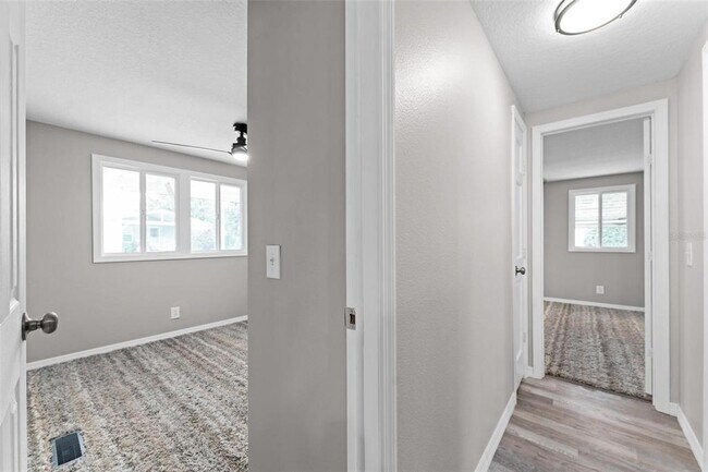Building Photo - 2714 Vindale Rd