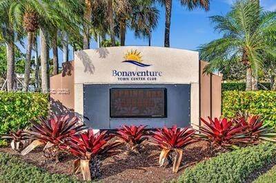 Building Photo - 8 Key W Ct