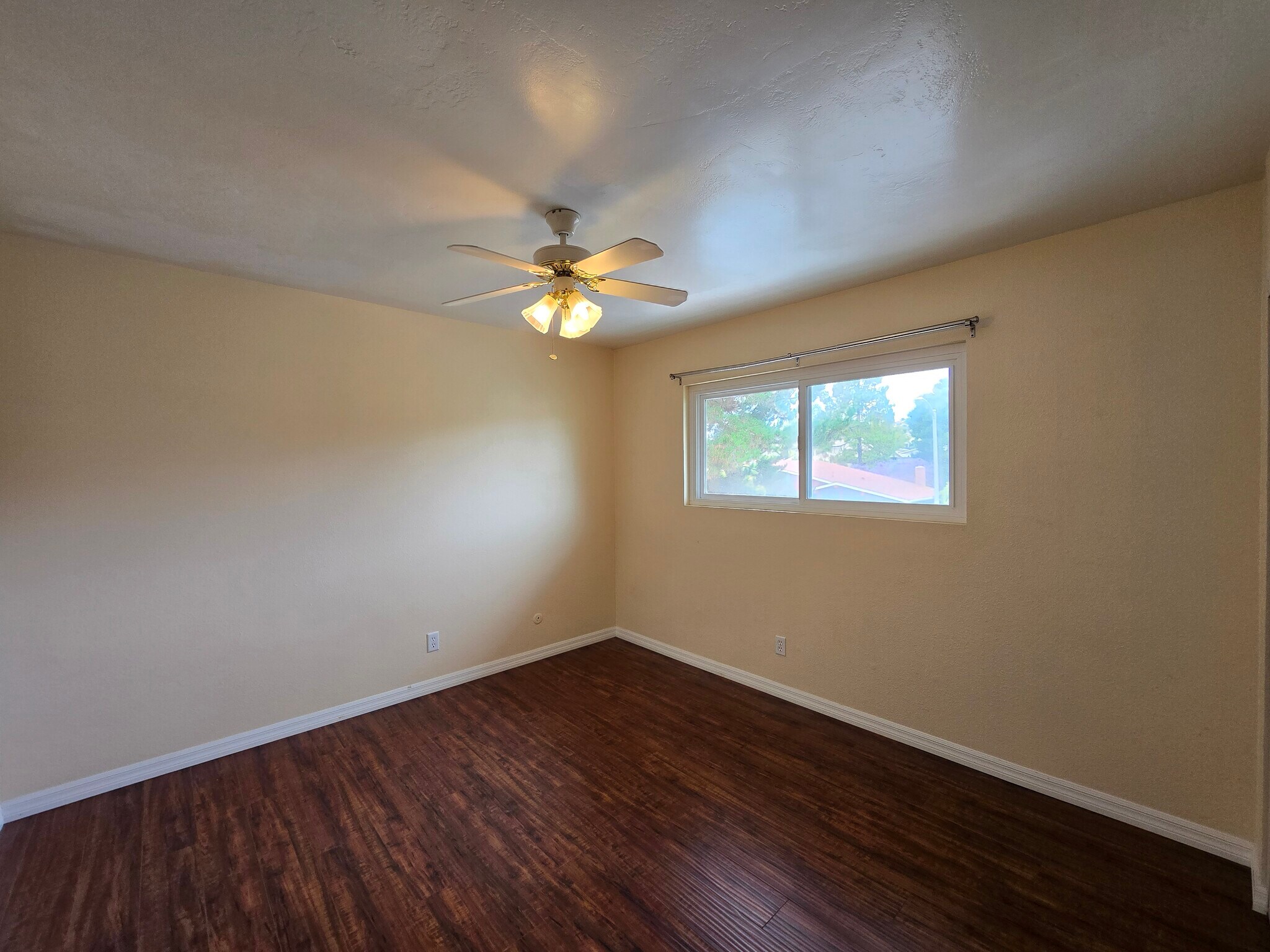 Building Photo - 4869 Alondra Way