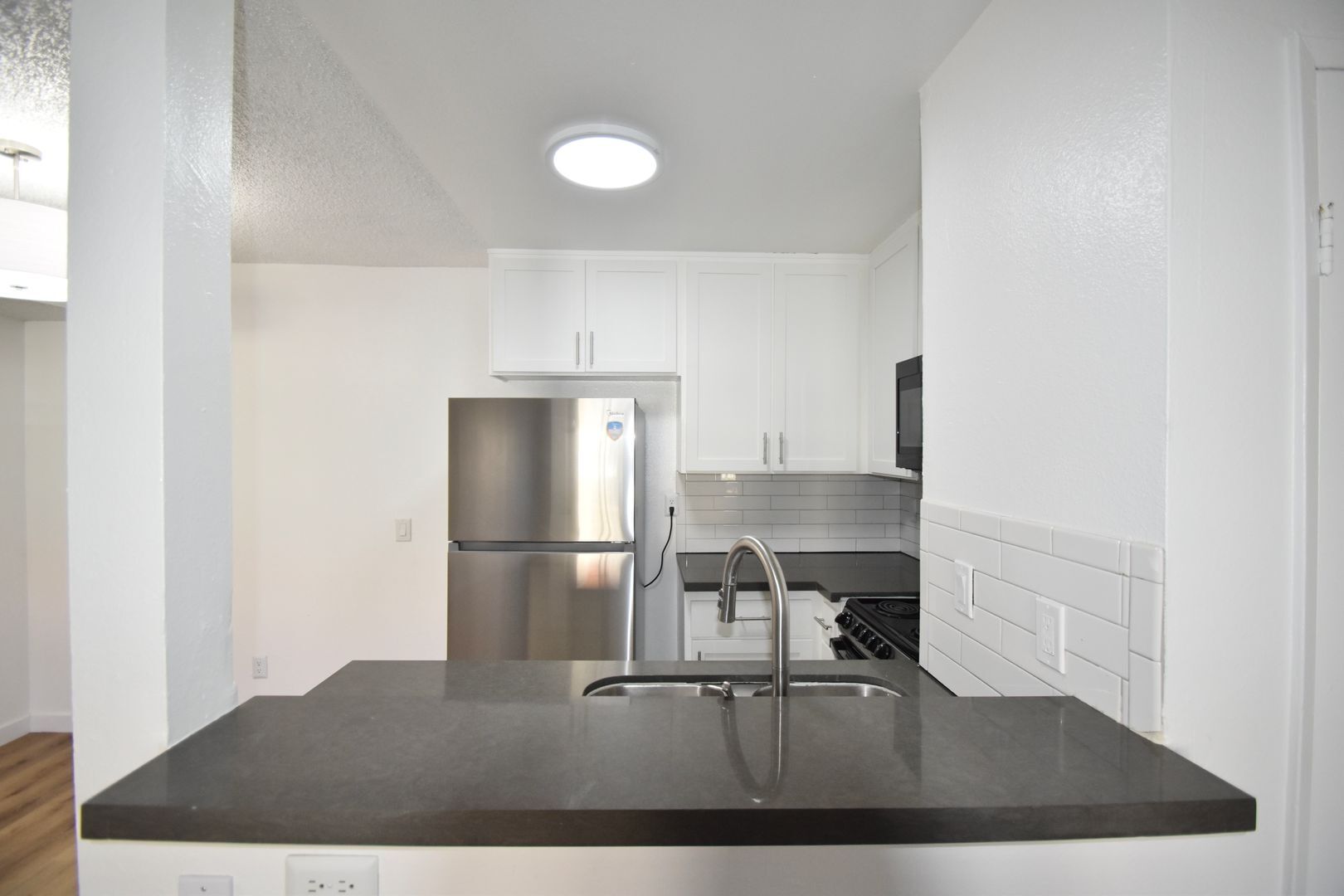 Building Photo - 13800 Sherman Way