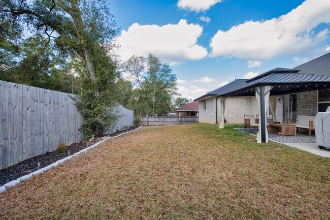 Building Photo - 4509 Fort Sumter Rd